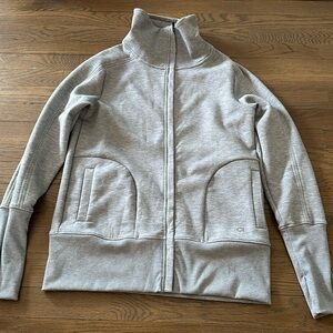 GapFit Women’s Gray Quarter Zip - Size Small